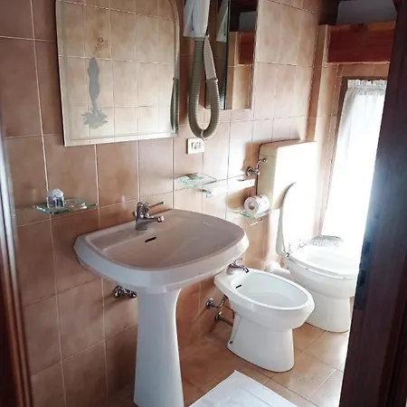 Szálloda Mini 2*